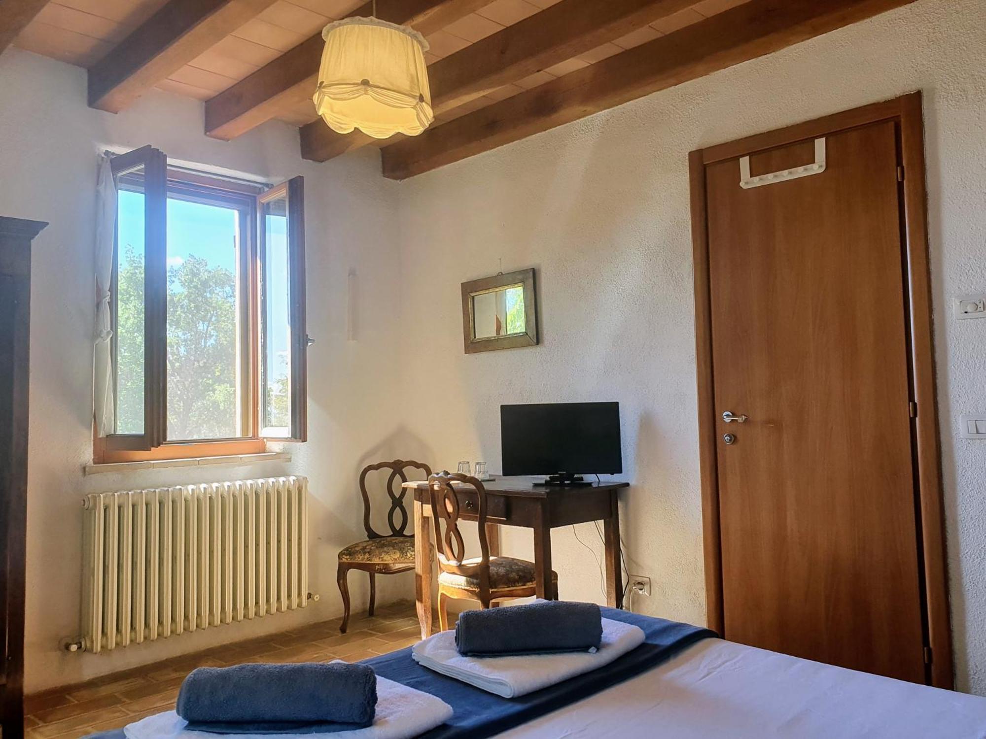 Le Ginestre Guesthouse Assisi Room photo
